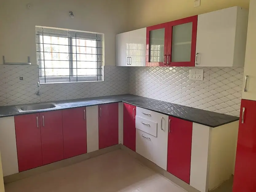 Semi-Commercial Corner Building for Sale Reliable Residency Layot